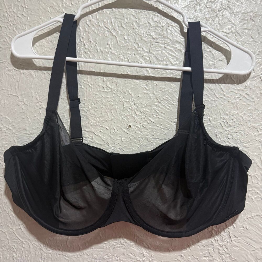 Skims Smoothing Intimates Bra 42D black